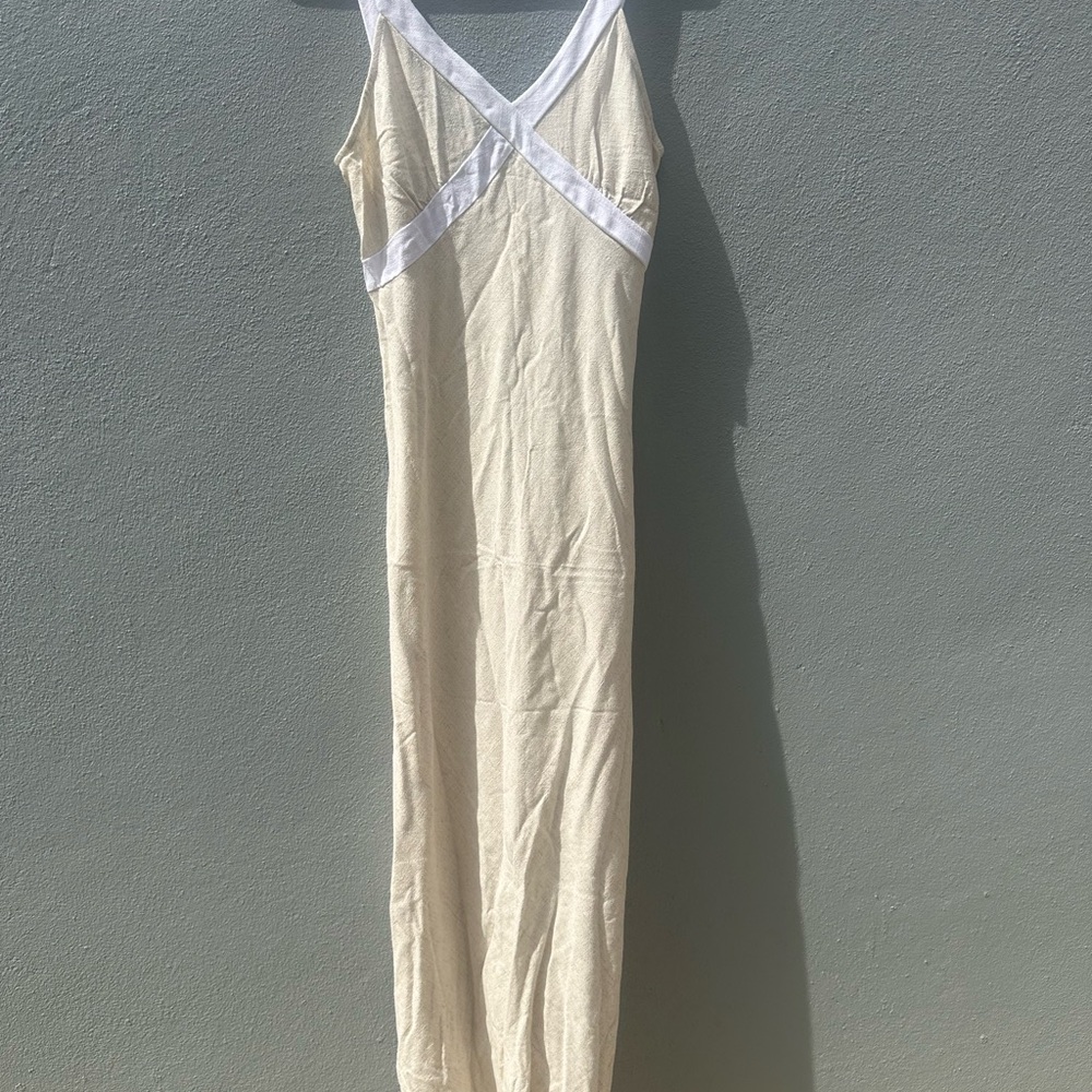 Monteau Cream and White Chemise with Lace Trim